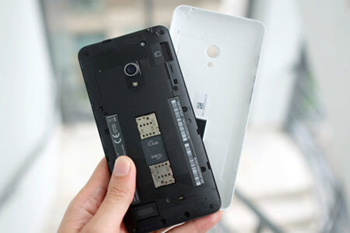 Techcare cam kết thay pin HTC Desire 616 chính hãng và giá rẻ