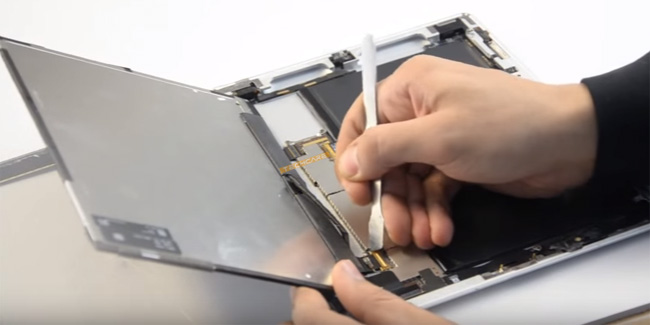 thay mặt kính ipad giá rẻ