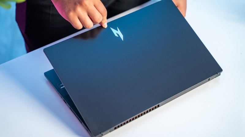 Acer Nitro V 15 ProPanel ANV15-41-R9M1 - Laptop Gaming Tầm Trung Đáng Mua 2025