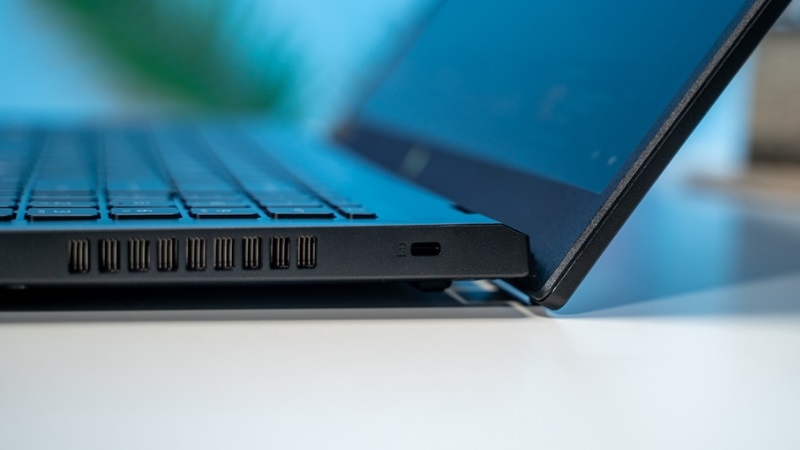 Acer Nitro V 15 ProPanel ANV15-41-R9M1 - Laptop Gaming Tầm Trung Đáng Mua 2025