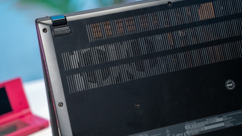 Acer Nitro V 15 ProPanel ANV15-41-R9M1 - Laptop Gaming Tầm Trung Đáng Mua 2025