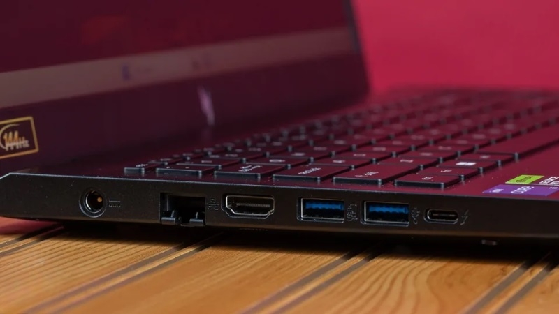 Acer Nitro V 15 ANV 15-51- 73B9 Acer Nitro V 15 ANV 15-51- 73B9