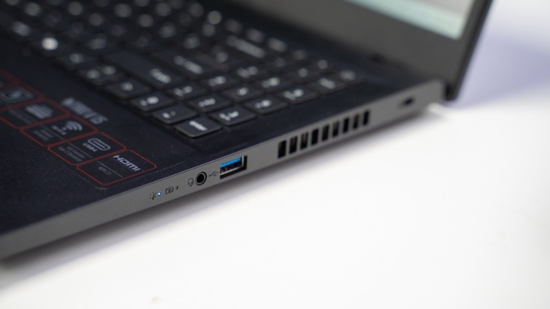 Acer Nitro V ANV15-41-R2UP