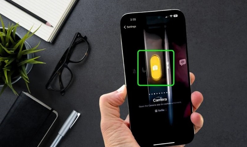 Mở máy ảnh tức thời với Action Button