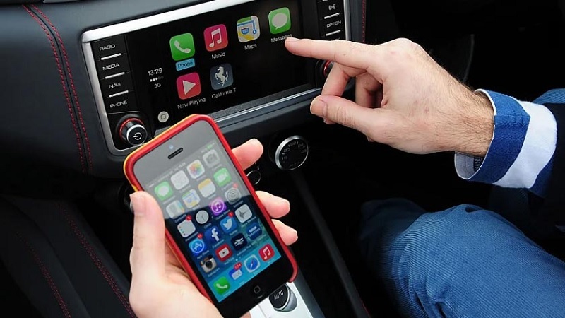 Cách kết nối Carplay với ô tô có dây
