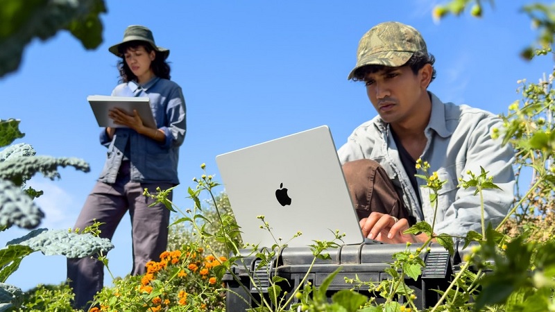 So sánh nhanh với laptop Windows: Nên chờ hay mua ngay? So sánh nhanh với laptop Windows: Nên chờ hay mua ngay?