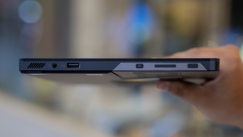 Asus ROG Flow Z13 GZ302EA-RU145WS - Cỗ Máy Gaming 2-in-1 Mạnh Mẽ Asus ROG Flow Z13 GZ302EA-RU145WS - Cỗ Máy Gaming 2-in-1 Mạnh Mẽ