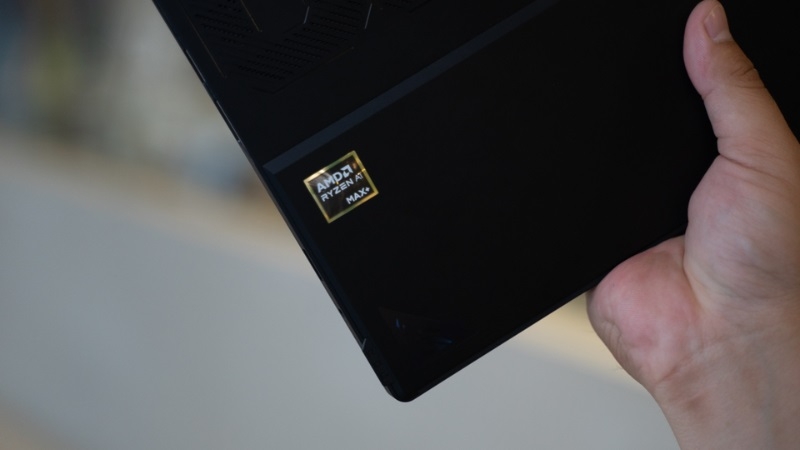 Asus ROG Flow Z13 GZ302EA-RU145WS - Cỗ Máy Gaming 2-in-1 Mạnh Mẽ Asus ROG Flow Z13 GZ302EA-RU145WS - Cỗ Máy Gaming 2-in-1 Mạnh Mẽ