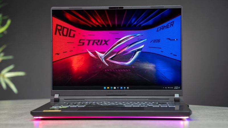 Laptop Asus ROG Strix G16 G615 2025
