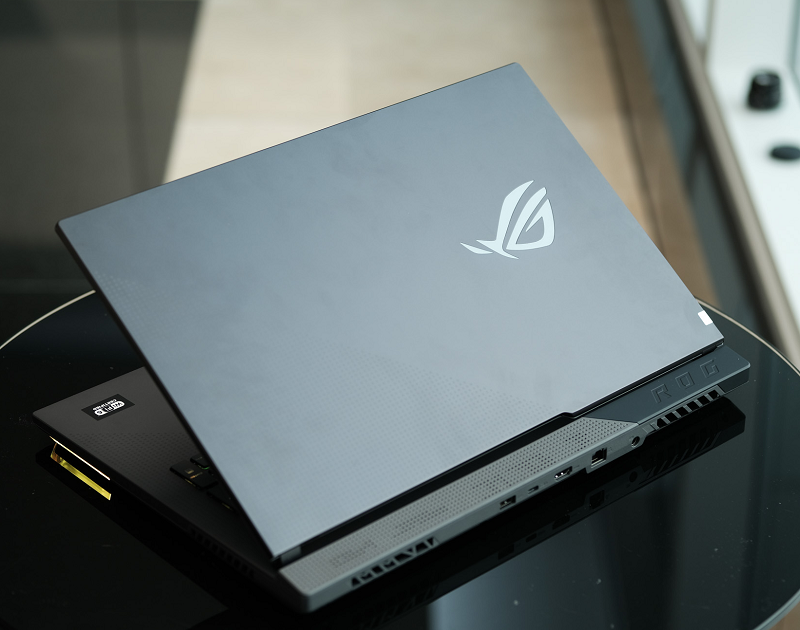 asus-rog-strix-g17-g713i