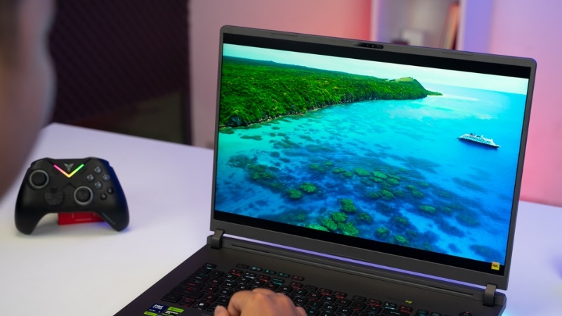 Asus ROG Strix G18 G815LP-S9102W - Laptop Gaming Cao Cấp Cho Game Thủ Hiện Đại