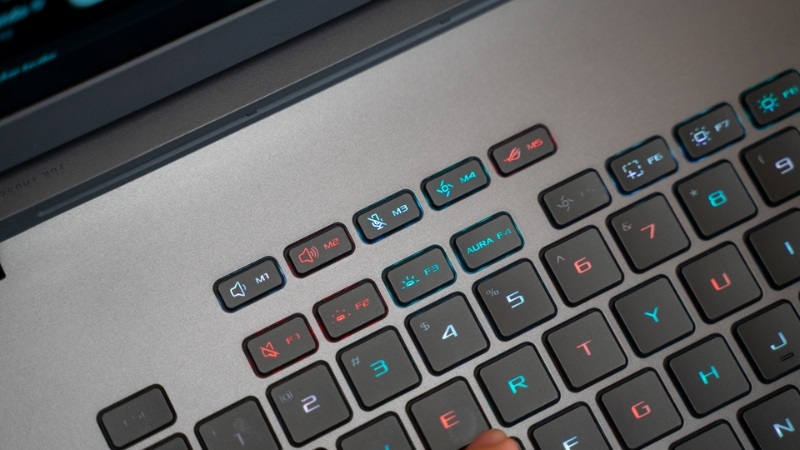 Asus ROG Strix G18 G815LP-S9102W - Laptop Gaming Cao Cấp Cho Game Thủ Hiện Đại