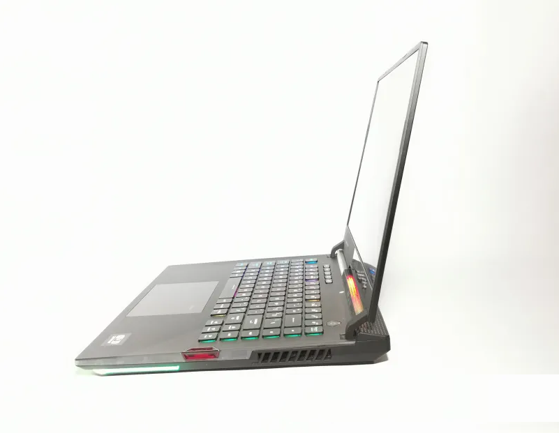 Asus Rog Strix Scar 15 G533QS-DS76