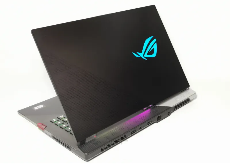 asus-rog-strix-scar-15-g533qs-ds76