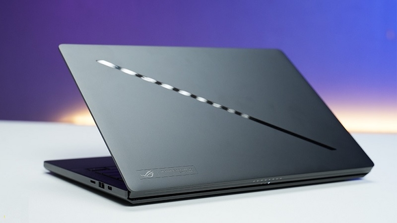 Asus ROG Zephyrus G14 GA403WW-QS145WS