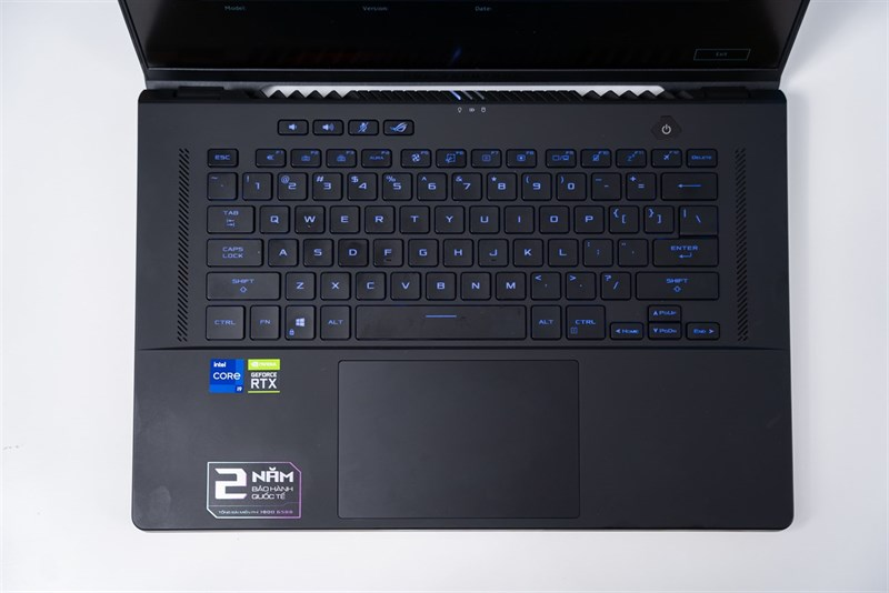 asus-rog-zephyrus-m16