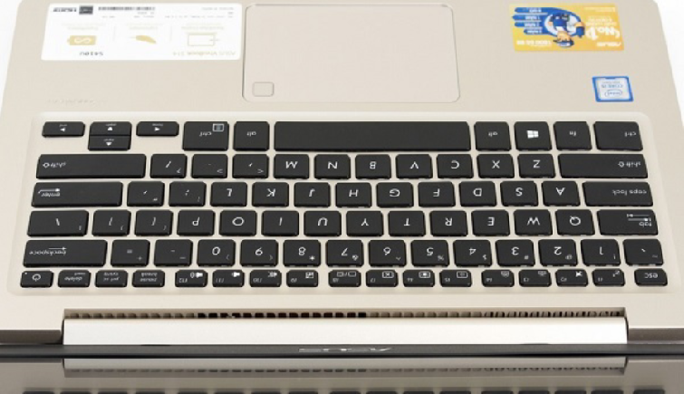 Asus S410UA - EB633T được trang bị bàn phím chiclet