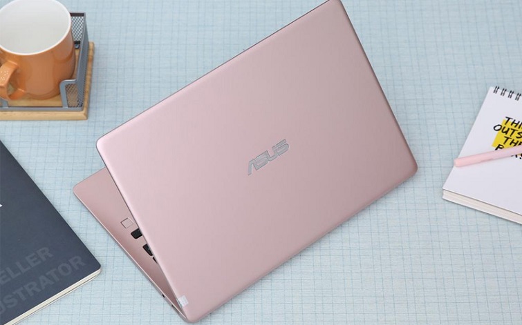 Asus UX331UAL EG021TS