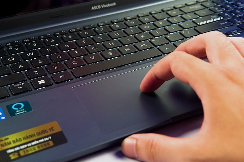 asus-vivobook-a1503za-l1422w