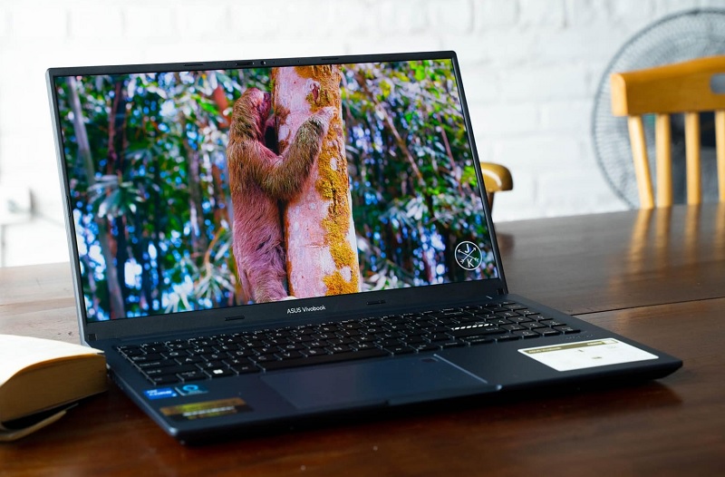 asus-vivobook-a1503za-l1422w