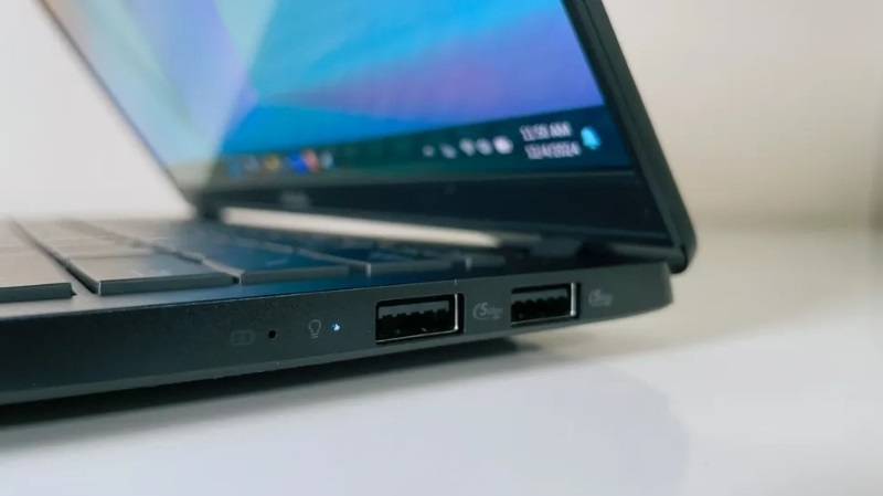 Laptop Asus Vivobook S 14 Q423SA-U5512 Laptop Asus Vivobook S 14 Q423SA-U5512