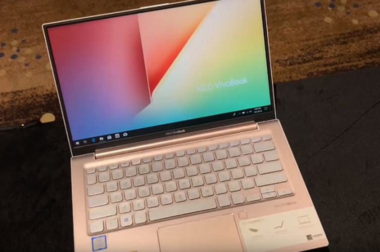 Màn hình NanoEdge cho trải nghiệm chìm đắm