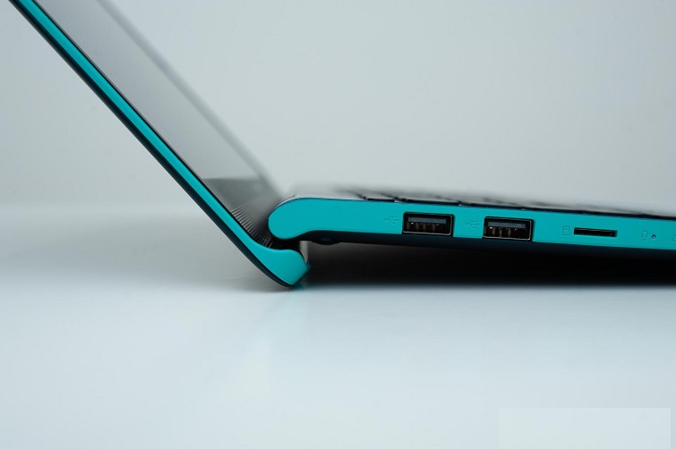 Bản lề tạo nên sự tiện lợi trong thiết kế