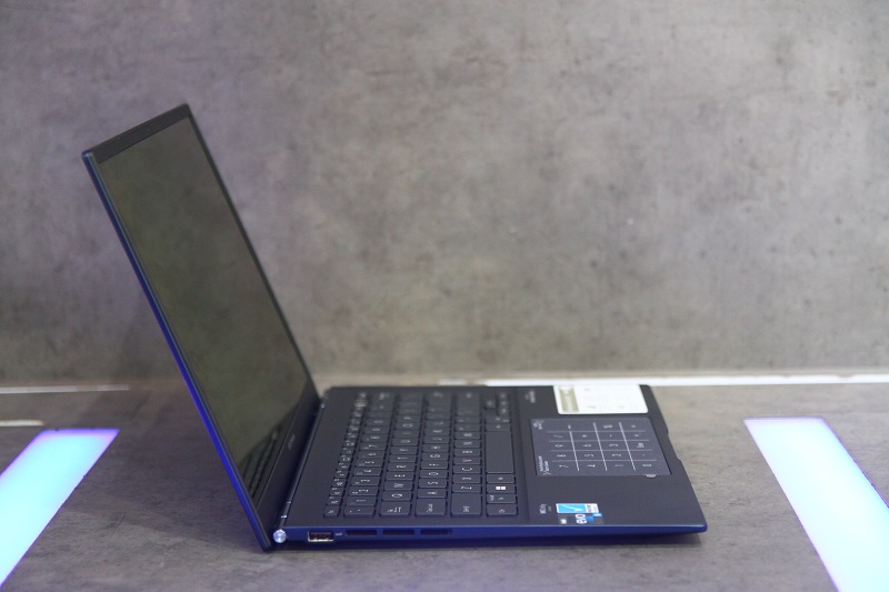 asus-zenbook-14-q409za