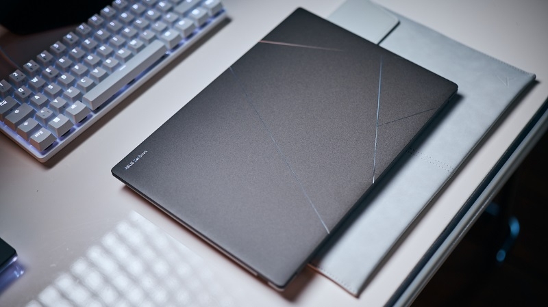 Laptop Asus Zenbook S14 UX5406