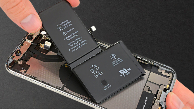 bảo hành thay pin iPhone 18 Pro tại Techcare
