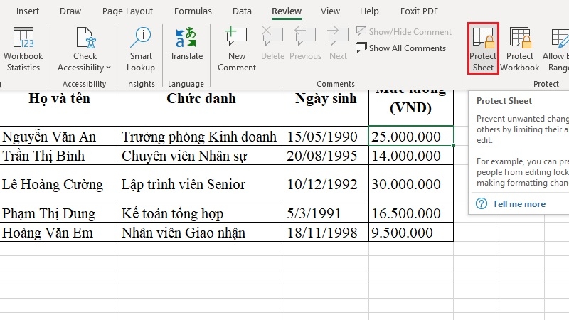 Chọn Protect Sheet ở thẻ Review Chọn Protect Sheet ở thẻ Review