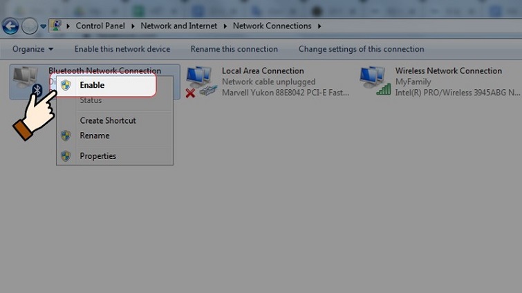 Chọn Enable để bật bluetooth win 7