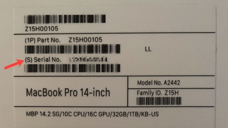 Tem thông tin serial trên hộp đựng MacBook