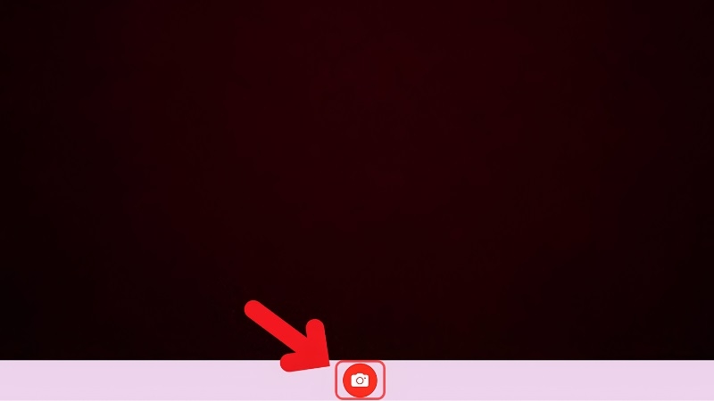 Nút chụp ảnh hình máy ảnh màu đỏ trong Photo Booth