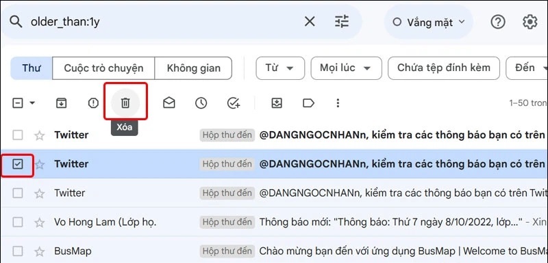 Nhấn vào biểu tượng thùng rác