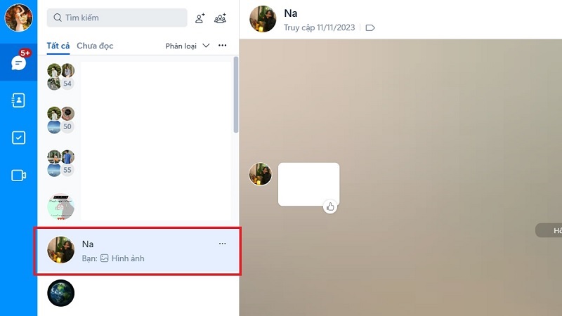 Mở cuộc trò chuyện mà bạn muốn gửi file Word