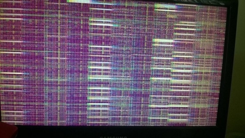 Kiểm tra nhiễu từ và môi trường xung quanh khu vực máy tính