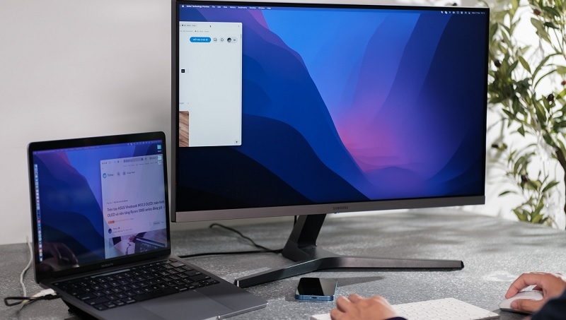 Test bằng màn hình ngoài
