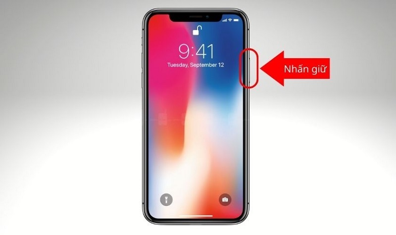 Nhấn giữ nút nguồn đến khi trên màn hình điện thoại
