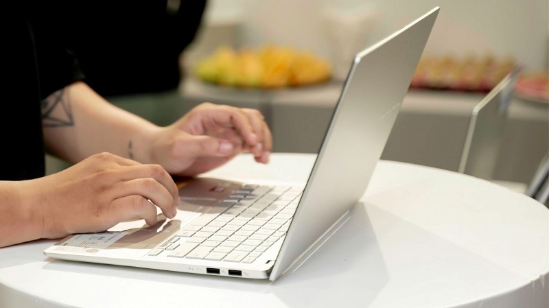 Vì sao nên cài ngôn ngữ tiếng việt cho Win 10?