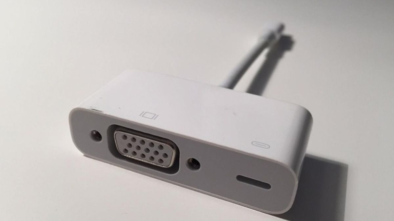 cap-hdmi-qua-apple-digital-av-adapter