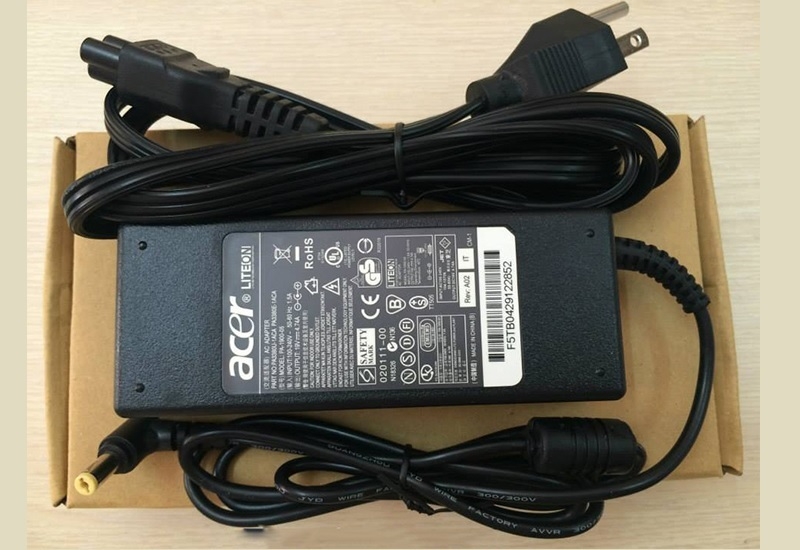 Sử dụng đúng bộ sạc, sạc chính hãng