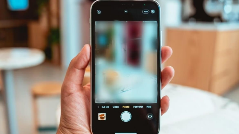 dau-hieu-nhan-biet-camera-iphone-bi-rung