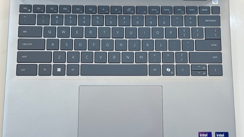 Laptop Dell 14 Plus 2-in-1 2025 LDB04255