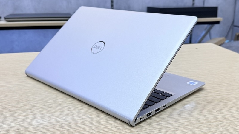Laptop Dell 15 DC15250 Laptop Dell 15 DC15250