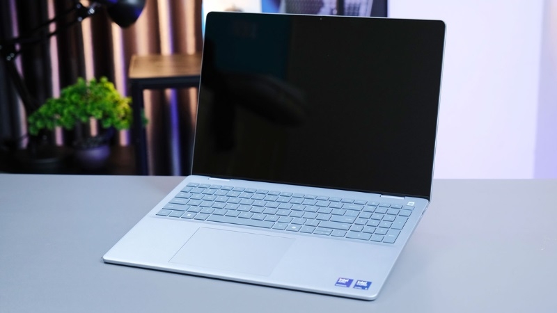 Laptop Dell 16 Plus DB16250 2025 Laptop Dell 16 Plus DB16250 2025