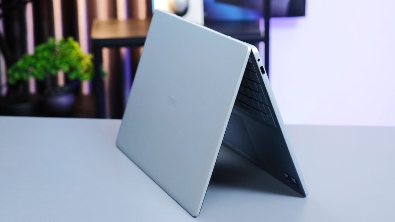 Laptop Dell 16 Plus DB16250 2025 Laptop Dell 16 Plus DB16250 2025