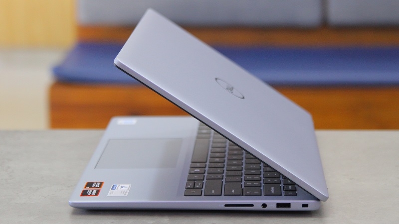 Laptop Dell Inspiron 14 5445 2024 Laptop Dell Inspiron 14 5445 2024