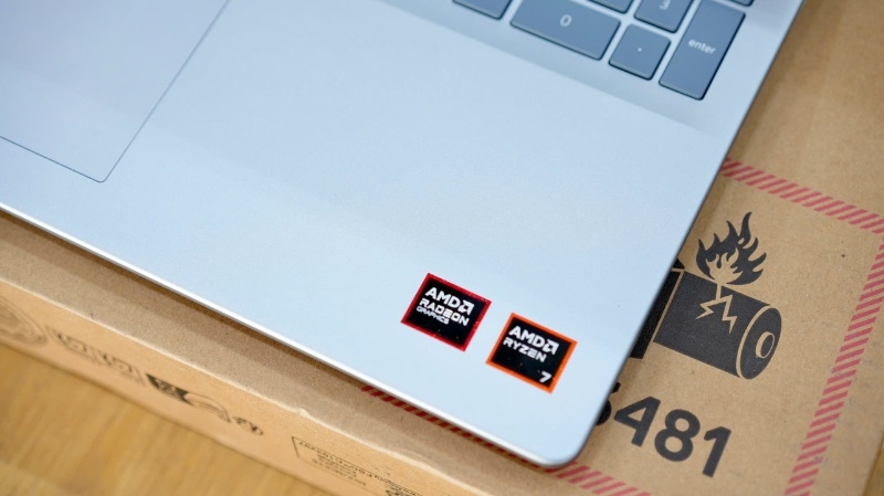 Dell Inspiron 16 5645 2024