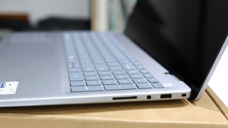 Dell Inspiron 16 5645 2024